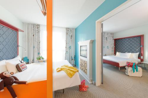 Suite familiar: 2 habitaciones con puerta de comunicación del hotel Ibis Styles Berlin Mitte. Foto 3