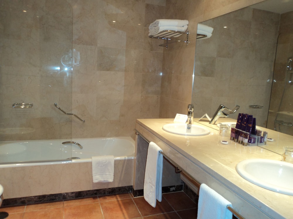Habitación estándar doble del hotel Parador De Lorca. Foto 10
