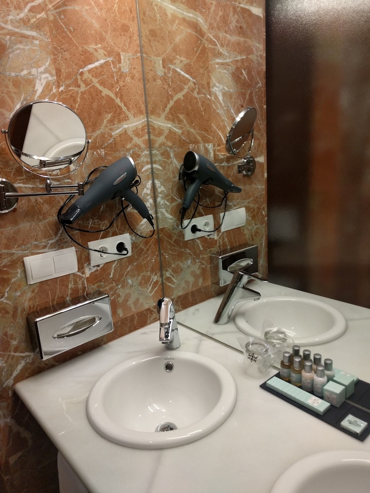Habitación estándar doble del hotel Parador De Lorca. Foto 14