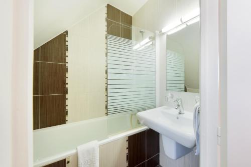 Habitación Individual Superior del hotel New Gare Du Nord. Foto 3