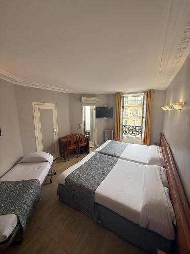 Habitación Quíntuple del hotel New Gare Du Nord. Foto 3