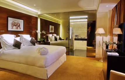 Habitación Doble Clásica del hotel Montaigne. Foto 1
