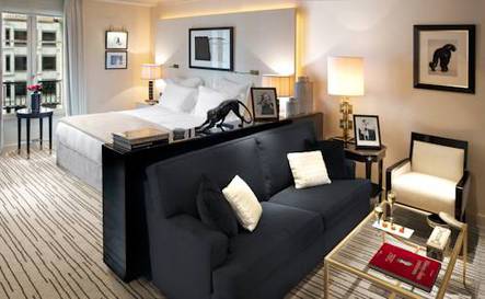 Suite Junior con vistas a la ciudad del hotel Montaigne