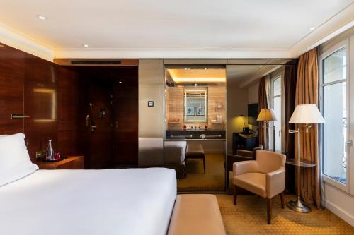 Habitación Doble Deluxe del hotel Montaigne. Foto 2