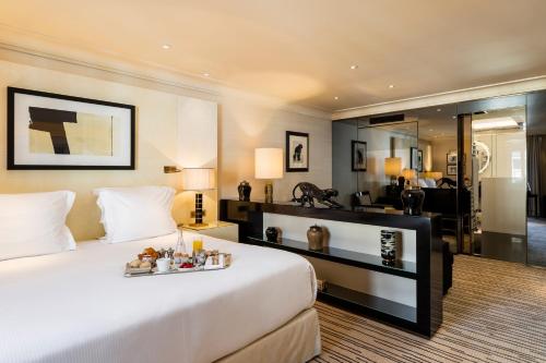 Suite Junior con vistas a la ciudad del hotel Montaigne. Foto 4
