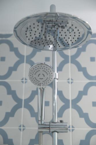 Habitación Doble con vistas a la piscina del hotel Surfing Colors Corralejo. Foto 1