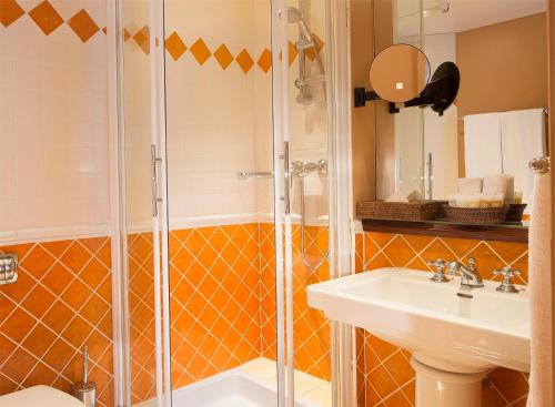 Habitación Clásica del hotel Britannique. Foto 1