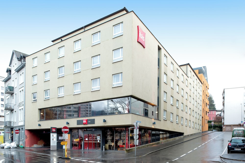 Habitación Estándar con 1 cama doble del hotel Ibis Bregenz. Foto 6
