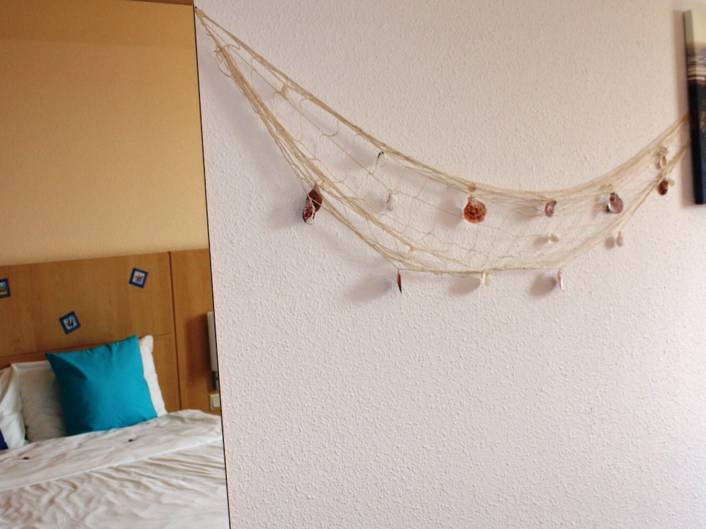 MyRoom By Gerhard - For Anyone Seeking The Sea del hotel Ibis Wien Messe