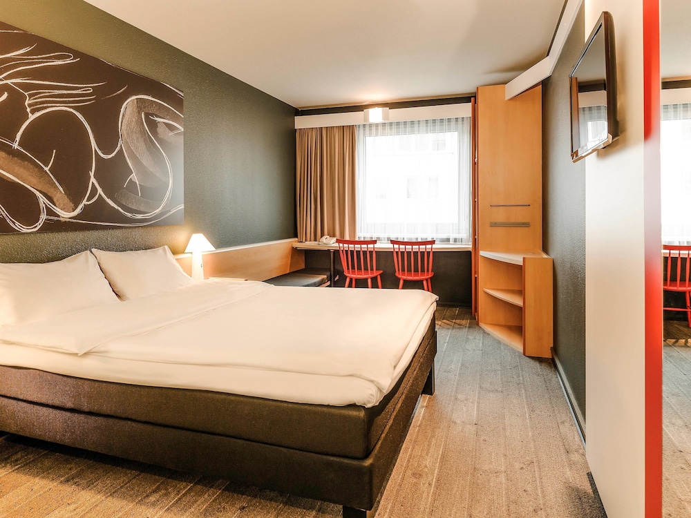 Habitación Estándar con 1 cama doble del hotel Ibis Wien City. Foto 1