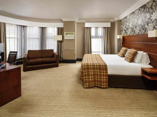 Habitación Familiar del hotel Mercure Bradford, Bankfield. Foto 3