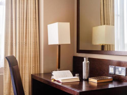 Habitación Doble Clásica del hotel Mercure Bradford, Bankfield. Foto 1