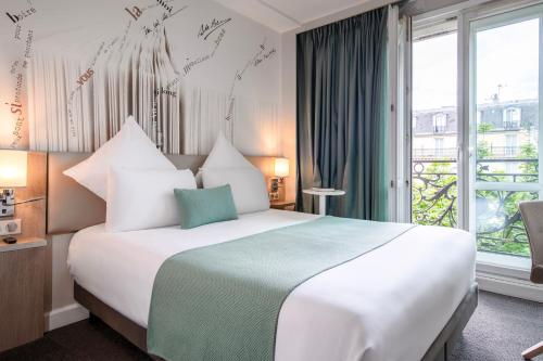 Privilege Double Room with 1 King Bed del hotel Mercure Paris Montparnasse Raspail. Foto 4