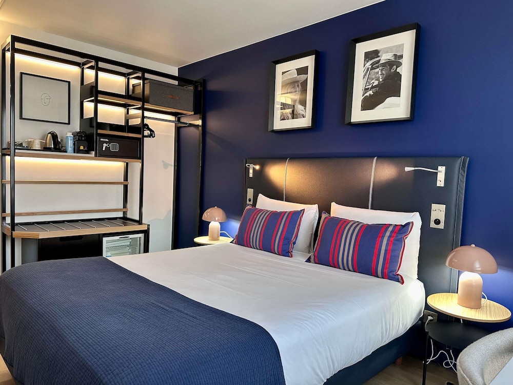 Habitación Superior con 1 cama doble y vistas al patio del hotel Mercure Périgueux Centre. Foto 3