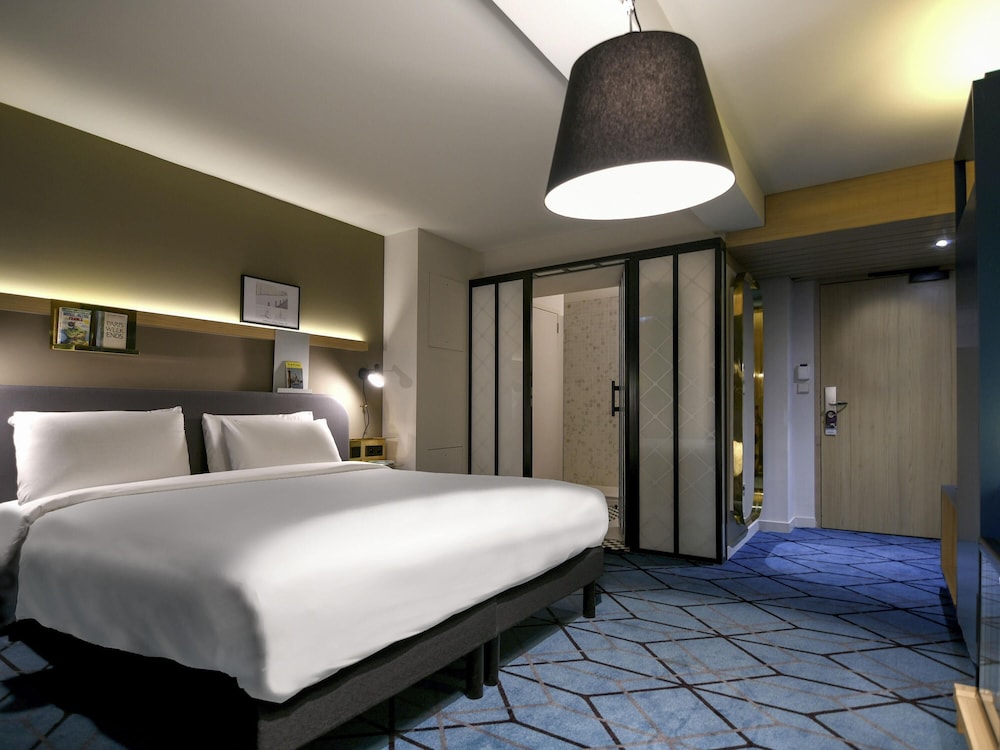 Habitación Privilegio - 1 cama doble del hotel Mercure Nantes Centre Gare. Foto 1