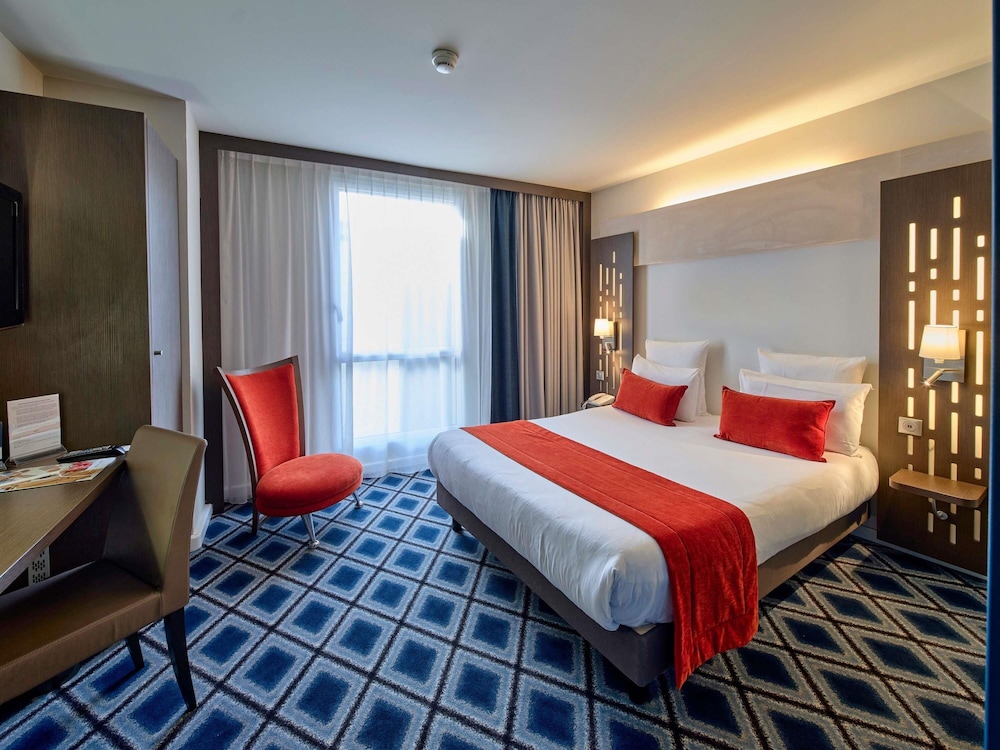 Habitación confort adaptada para personas con movilidad reducida del hotel Mercure Chartres Centre Cathédrale