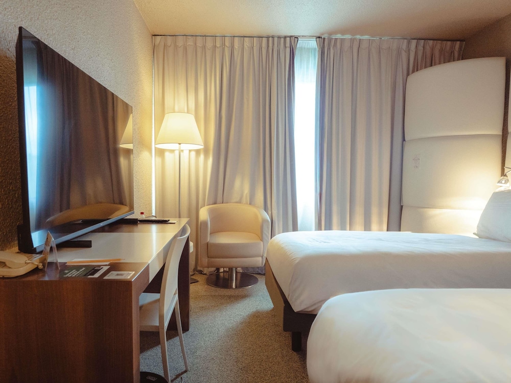 Habitación Classic con dos camas individuales del hotel Mercure Brive