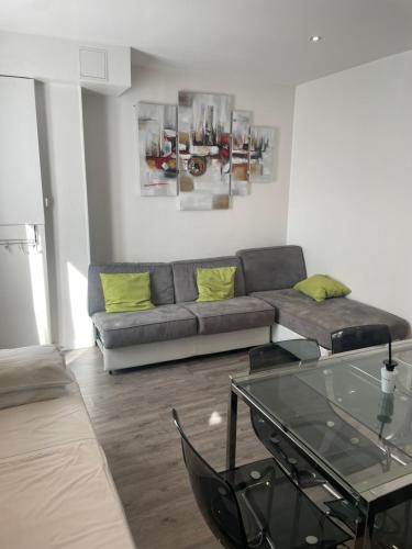 Apartamento del hotel Mary's République. Foto 2