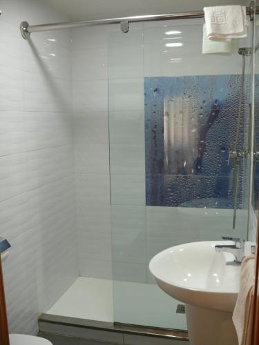 Habitación Triple del hotel La Hispanidad. Foto 4