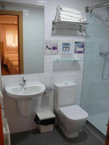 Habitación Familiar del hotel La Hispanidad. Foto 3
