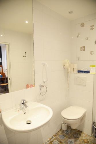 Habitación Doble Superior - 1 o 2 camas del hotel Malar. Foto 4