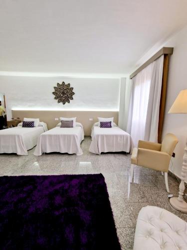 Suite Familiar del hotel Plaza Del Castillo. Foto 2