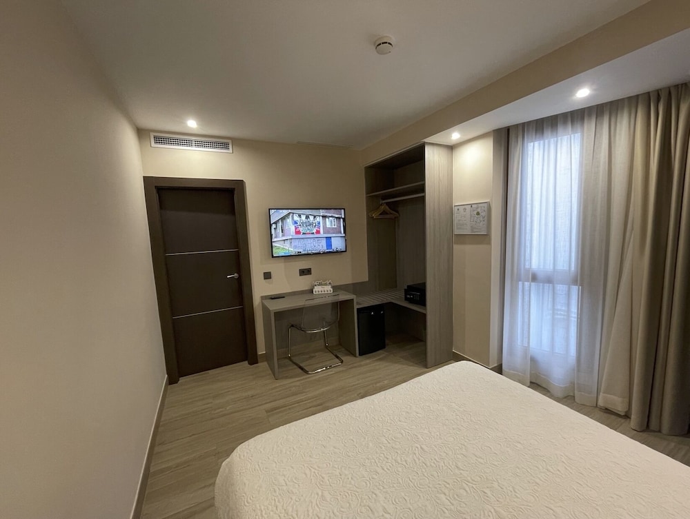 Habitación doble del hotel Castilla Guerrero. Foto 4