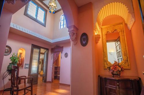 Suite Presidencial del hotel Soho Boutique Palacio San Gabriel. Foto 7