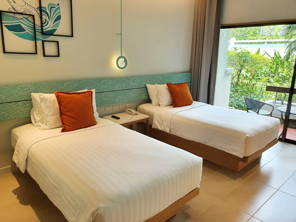 Habitación Premier 2 Camas Individuales, Vistas a la Piscina del hotel Novotel Rayong Rim Pae Resort