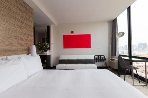 Habitación Estándar - Cama extragrande del hotel Z New York. Foto 3