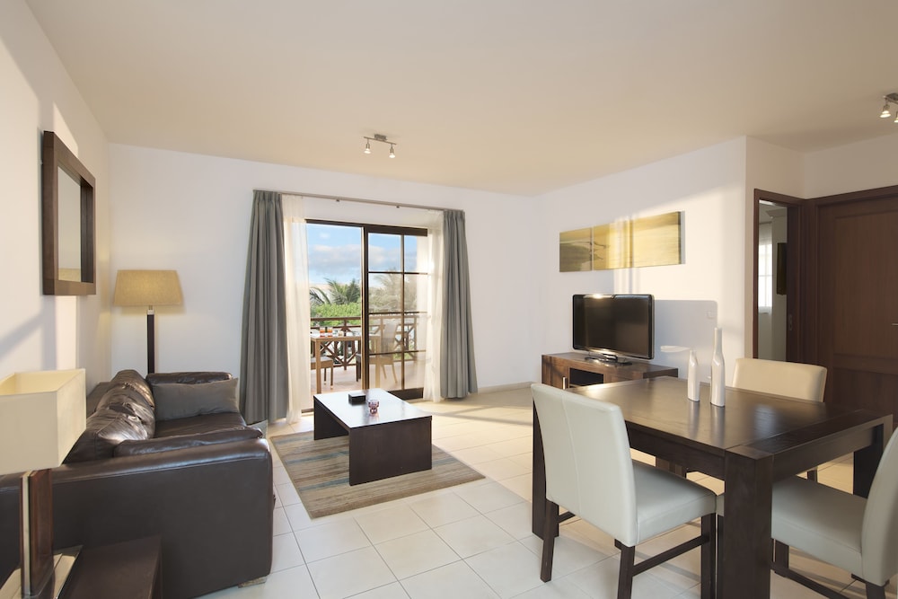 Suite Vista Jardín del hotel Melia Tortuga Beach. Foto 2