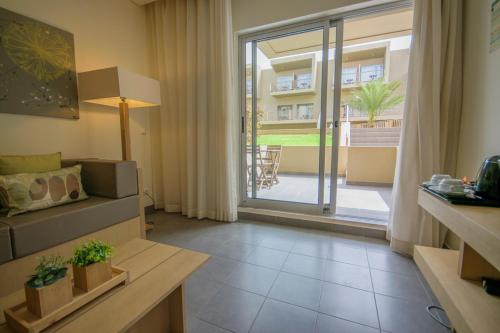 Habitación Doble con vistas al jardín - 1 o 2 camas del hotel Oasis Salinas Sea. Foto 1