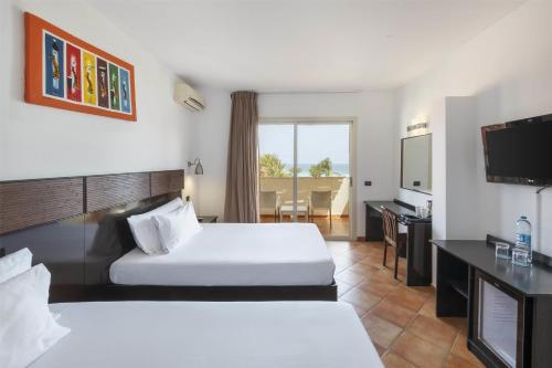 Habitación Doble con vistas al mar del hotel Occidental Boa Vista Beach. Foto 1