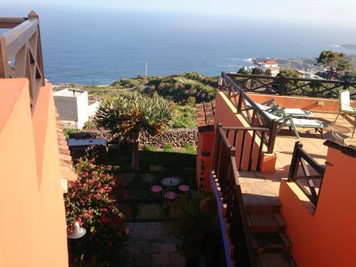 Villa de 1 dormitorio con vistas al jardín del hotel Casa Ida. Foto 2