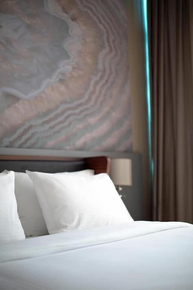 Habitación Triple Familiar Deluxe del hotel Mercure Istanbul Umraniye. Foto 1