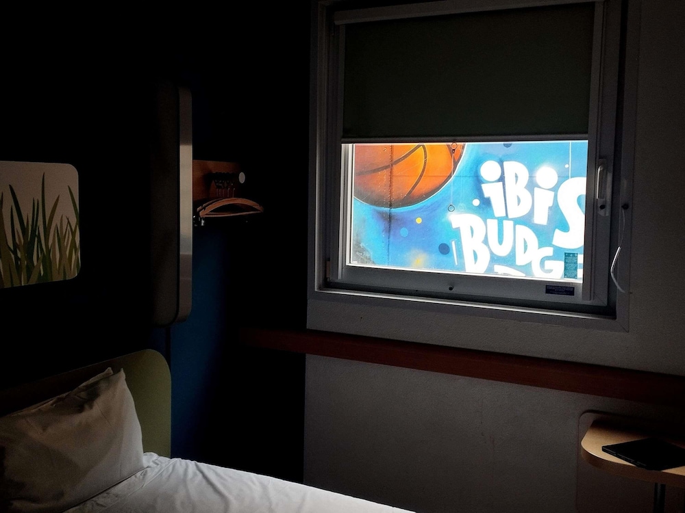 Habitación, 2 camas individuales del hotel Ibis Budget Alicante. Foto 7