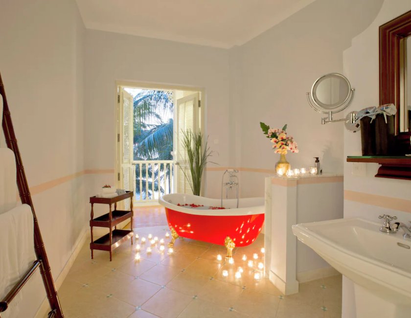 Habitación doble Vista Mar Balcón o Terraza 1 Cama king Premier Con Vistas del hotel La Veranda Resort Phu Quoc - Mgallery. Foto 9