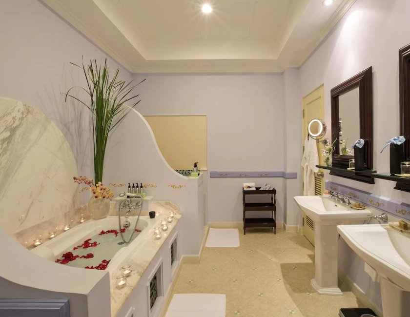 Suite Vista Mar Lujo Balcón o Terraza 1 Cama king Con Vistas del hotel La Veranda Resort Phu Quoc - Mgallery. Foto 4