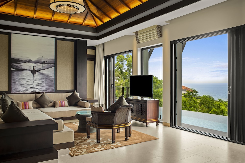 Three Bedroom Seaview Hill Villa with Heated Pool del hotel Banyan Tree Lang Co. Foto 7