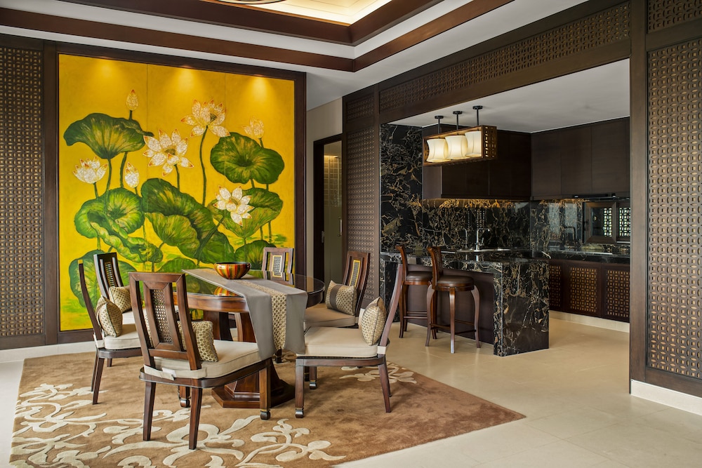 Three Bedroom Seaview Hill Villa with Heated Pool del hotel Banyan Tree Lang Co. Foto 8