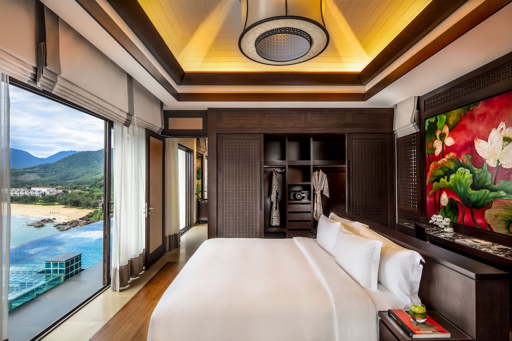 Three Bedroom Oceanview Pool Villa del hotel Banyan Tree Lang Co. Foto 1