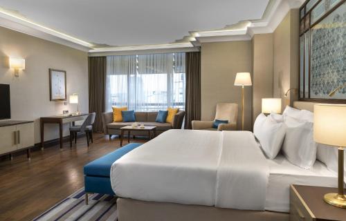 Suite Junior del hotel Barcelo Istanbul. Foto 1