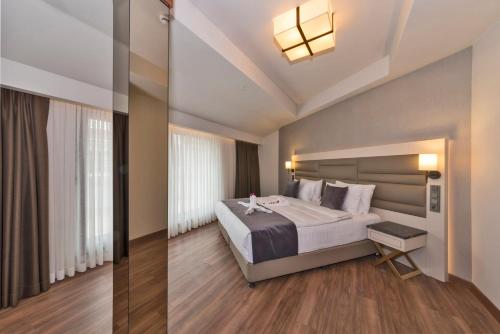 Suite Familiar del hotel Golden Royal and Spa. Foto 12