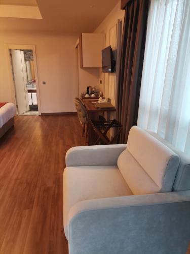 Suite Junior del hotel Golden Royal and Spa. Foto 14