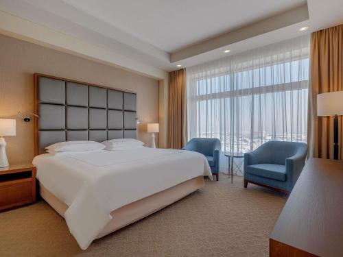 Suite Clásica del hotel Swissotel Al Ghurair