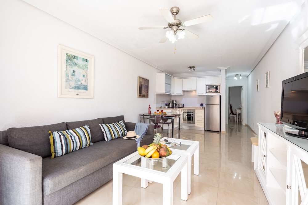 Apartamento clásico del hotel Tenerife Royal Gardens. Foto 1