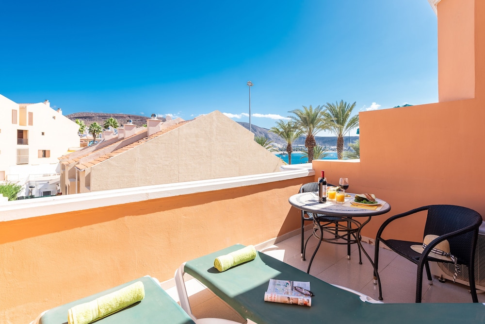 Estudio Balcón o Terraza Con Cocina Normal del hotel Tenerife Royal Gardens. Foto 44