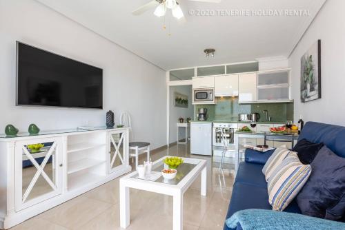 Estudio Deluxe con cama grande del hotel Tenerife Royal Gardens. Foto 20