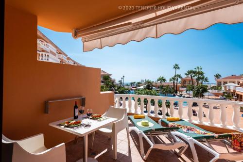 Estudio Deluxe con cama grande del hotel Tenerife Royal Gardens. Foto 36
