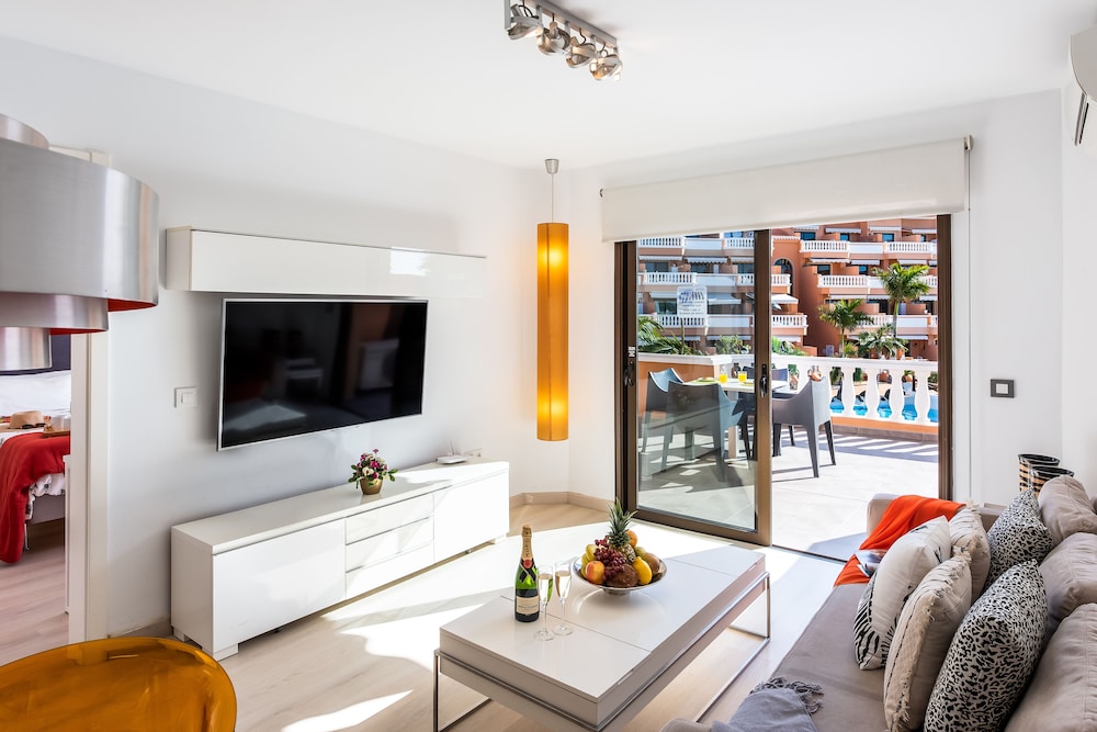 Apartamento Deluxe del hotel Tenerife Royal Gardens. Foto 4